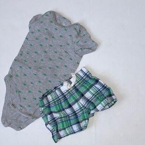 Carter’s Baby Boy Short Sleeve Green Turtle Print Onesie and Shorts Set | 6M
